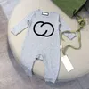 Klassiskt brevtryck Nyfödd Pure Cotton Jumpsuit babys onesies bodysuit nyfödd baby våren romper barn långärmad kläder CSD2311031