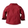 Camicie per bambini Camicie per neonati Camicia rossa formale a maniche lunghe per bambini Top da uomo con camicetta per bambini con papillon 230408