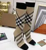 Women Check Sock Strett Knit Sock Stiletto Sztyletowe obcasy nad kolanami dla imprezowej kobiety luksusowy designerka zimowa