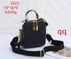 2023 Designer-Tasche GRIFF WEICHER TRUNK Box Schultertasche Taschen Messenger Cross Body Spiegel Geprägte Oberseite Leder Brief Handtasche Mini Gepäck Desi