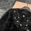 여자 스웨터 디자이너 디자이너 카디건 여성 스웨터 스웨터 가을 니트 코트 고급 다이아몬드 플러시 최고 니트 코트 통근 여가 여성 패션 재킷 화이트 vxah