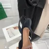 Amina Muaddi Begum Décolleté con cinturino da 90 mm Décolleté da donna Tacchi alti Tacchi con cinturino Designer di lusso Rosie Sling Heels Scarpe da sposa per feste 100% vera pelle Suola dermica