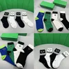 4Prairs Mense Womens Socks Sports Breattable Sock Embrodery Cotton Winter Mesh Letter Printed Man Woman With Box