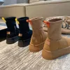 Nuevo diseñador Clásico Dippers Gamuza Bota de neopreno Plataforma Mini bota Botas de nieve de invierno australianas Mujeres Cuero real Botines cálidos de piel de tobillo Zapatos de lujo