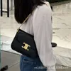 Tasarımcılar Çanta Hücre Çantası Zafer Kemeri Çanta Omuz Torbası Zinciri Claudes Crossbody Bag Tofu Çanta Kadın Çantası Moda Çantası Under Emblet Bag S2GZ