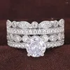 Anneaux de mariage couleur argent cristal pour femmes plein Bling glacé zircon cubique luxe mode bandes de mariée bijoux