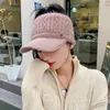 Visiere coreane autunno inverno caldo protezione per le orecchie cappello da baseball lavorato a maglia sport da donna top vuoto peluche addensato antivento per esterni