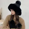 Beanieskull Caps Imitation Rabbit fur Thermal Winter Hat Women Cute Theminging白いふわふわボールキャップEarflapsスリップオーバー豪華な231109