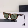 Lunettes de soleil de la mode de 2 brands premium avec des lunettes de soleil en forme de papillon complet