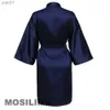 Women's Sleepwear Wedding Party Team Bride Robe With Black Letters Kimono Satin Pajamas Bridesmaid Bathrobe SP2000L231109