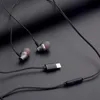 Bedrade in-ear hoofdtelefoons verbinden mobiele telefoon computerspel muziek subwoofer eten kip zingen waterdichte 2xib1