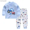 Pyjamas 2023 New Kids Boys Girls Pyjama Set Cartoon Print Långärmning Söta t-shirt-toppar med byxor Småbarn Baby Sleeping Clothing SetSL231109