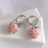 Orecchini a cerchio Aensoa adorabili pendiente di fragole rosa rosa per donne color argento metallo huggie gioielli alla moda