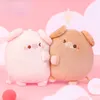 Porte-clés Longes 2pcs peluche magnétique couple cochon porte-clés mignon créatif peluche jouet kawaii fille vacances cadeau personnalisé aimant sac à dos pendentif 230408