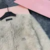 Otoño Diseñador Cardigan Abrigo Mujer Suéter Manga larga Cuello redondo Abrigos de felpa Decoración de diamantes de imitación Imitación Lana de visón Suéteres de punto Ropa para mujer 4 colores