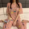 Vêtements de nuit pour femmes Pyjamas pour femmes 2023 Été Col rond Manches courtes Dessin animé Pijama Mignon Doux Lâche Étudiant Loungewear Costume