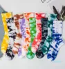 Esportes impressos tie-dye meias homens mulheres longas joelho alta tripulação meia com etiquetas impressão algodão moda streetstyle2358583