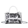 Bolsa de designer 2023 Summer Tote 20% Off Messenger Korean Leisure Graffiti