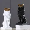 Obiekty dekoracyjne figurki nowoczesne statua zwierząt żywicy Złota Crown Black Lion Figurine for Home Decoration Akcesoria do salonu Dekor Home Decor 231109