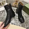 Winter Neue Stiefel Berühmte Designer Metall Brief Schnalle Bandage Design Berühmte Marke Frauen Martin Stiefel Echtes Leder Runde Kopf Seite reißverschluss Booties Damen Stiefel