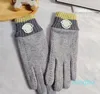 Winter New Wool Gloves Fashion Mens Womens Finger Gloves Warm Plush Lining Autumn Knit Glove designer