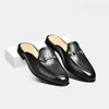 Mocassins d'été noirs pour hommes, pantoufles en cuir verni, chaussures de conduite décontractées, mocassins légers, sandales plates, grande taille 48