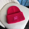 Wollen mutsen gemengd breien lachend gezicht Warme wintermutsen voor dames Paarmodellen Lady Thread gebreide muts Chapeau