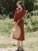 Lässige Kleider Romantischer französischer Vintage-Stil Hochwertiges Kleid Schlank mit V-Ausschnitt Tomatenrot Baumwolle Sommer Damen Urlaub Strand Po