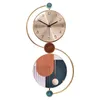 Wall Clocks High End Metal Gilded Living Room Home Decoration Modern Clock Fashion Technology Simple Nordic Digital