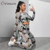 Set attivi CHRLEISURE Set da yoga da donna Tie-Dye Side Hollow Manica lunga Top Sport all'aria aperta Fitness Push Up Pantaloni Sexy da corsa