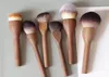 1 pièces pinceau de maquillage avec manche en bois Vintage européen de haute qualité noyer poudre libre Blush fond de teint pinceau Contour Super doux 2206016623942