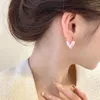 Hoopörhängen franska mild kärlek tappade glasyrör spännen för kvinnor med avancerad känsla ljus lyx unik och liten grupp