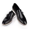 Geklede schoenen Amazing Black Deluxe Heren Casual rundlederen loafer Mannelijke monniksriemgespen Dagelijks schoeisel Mode Exquisite