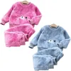 Pijamalar Kış Boy Boy Girl Kalın Pijamalar Set Paznel Polar Toddler Çocuk Sıcak Karikatür Sweetwear Çocuk Ev Takımı 06y 231108