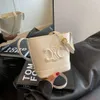 Bucket Bag Messenger Bag Designer Zelle Leinwand geteiltes Leder Eimer Cowhide hat eine wunderschöne Kapazität Baobao Frauen alte Blume 2024 Sommer vielseitiger Ins Bucket 1577