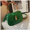 2024 Nouveau concepteur pour femmes crossbody épaule femelle section bambou selle portable selle de loisirs simple messager petit sac carré