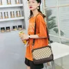 2024 New Designer womens crossbody shoulder can be and mixed batches Online celebrity Tiktok Weiye same women old flower mother middle-aged bag