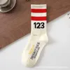 Chaussettes pour hommes Chaussettes de marée Rrr123 High Street White Medium Tube Ins Trendy Brand Sports Striped CottonYGJS