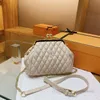 Mode Big Girls Diamond Checkered Handbags Designer Kids Quilted One Shoulder Dinner Bag Lady Style Metals Letterchain Messenger Bag A9858