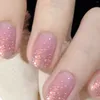 Faux ongles de couleur unie rose, assez durables pour ne pas nuire aux ongles pour les occasions de mariage et de fête
