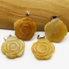 Naszyjniki wiszące Jakość kamienia naturalnego topaz ręcznie rzeźbiony naszyjnik róży biżuteria Making Reiki Charm Akcesoria Modna Walentynki Prezent 4PCS