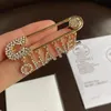 Luxe Femmes Designer Broche Marque Lettre Broches Plaqué Or 18K Incrustation Cristal Strass Bijoux Hommes Broche Charme Perle Broches Broches Unisexe Fête De Mariage