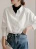 Kvinnors blusar Spring Autumn Vintage Corduroy Solid Shirts Långärmning Turn-Down Collar Single Breasted Blusa Office Lady Basic Tops