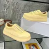 2023 جودة أعلى جودة الأحذية المصممة أحذية رياضية غير رسمية المدربين Canvas Sneaker منصة Solid Flat