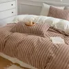 Sängkläder set av hög kvalitet förtjockad faux kanin päls täcke set med lakan för vintern höst varm queen sängkläder set värme säng set 231110