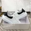 Nouveau top Hot Luxury Casual Designer Men Shoes Trainer Femme Boot Shoe Runners Runner Runner Sneakers Femmes Walking Black White Sport