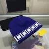 Luxurys Designers hat Men and Women Same Color Splice Fashion Beanie Cap Everyday Casual Versatile Eye catching Personality Variety fo