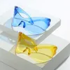 Solglasögon stora ram kvinnor mode y2k ramlösa ridglasögon män stil personlig UV400 varumärkesdesigner multicolour