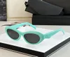 Mode populär designer 26 solglasögon för kvinnor vintage lekfull godisfärg liten ram solglasögon sommar utomhus trendig stil uv skydd kommer med fodral
