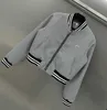 Damenjacken Designer 23 Frühherbst Neu CE Pendlerstil Einfache und modische, altersreduzierte, karierte, bestickte Baseballjacke 5HS1